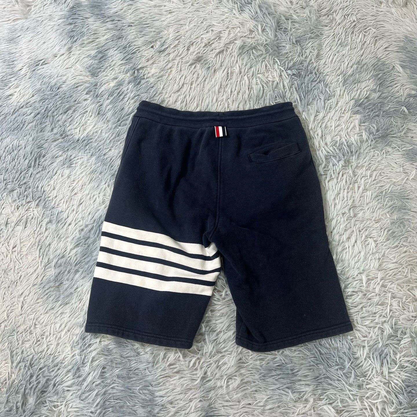 Thom Browne THOM BROWNE Four-Stripe Shorts Size US 26 / EU 42 - 2 Thumbnail