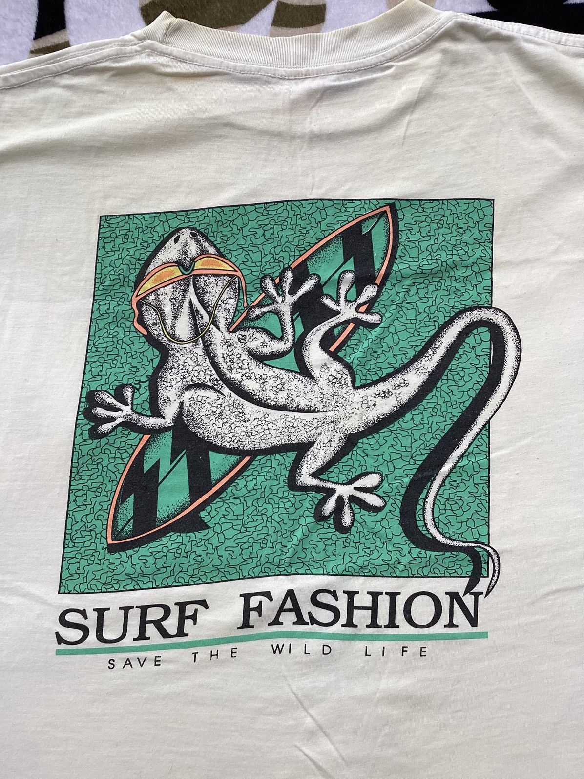 Other × Vintage Vtg 90s Mexico surf fashion save wildlife lizard surfboard T Size US M / EU 48-50 / 2 - 2 Thumbnail