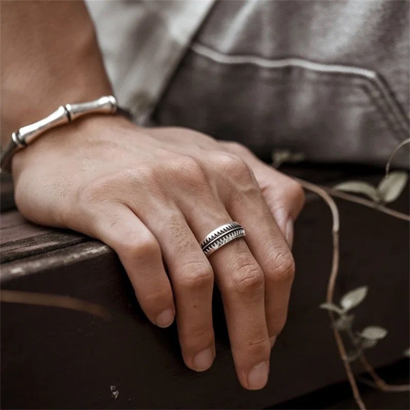 Jewelry Creative Hip-hop Sawtooth Ring Size ONE SIZE - 2 Thumbnail