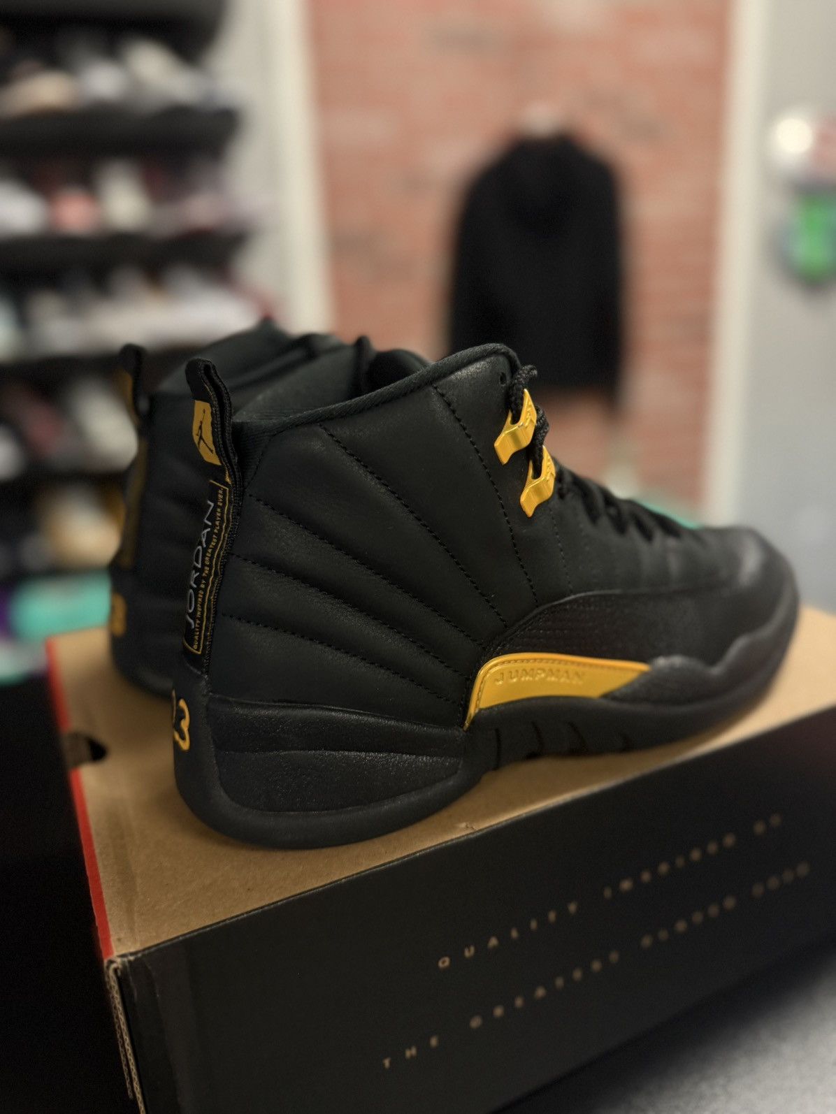 Jordan Brand × Nike Jordan 12 Black Taxi Size 8 🧼 W BOX (2022) Size US 8 / EU 41 - 2 Thumbnail