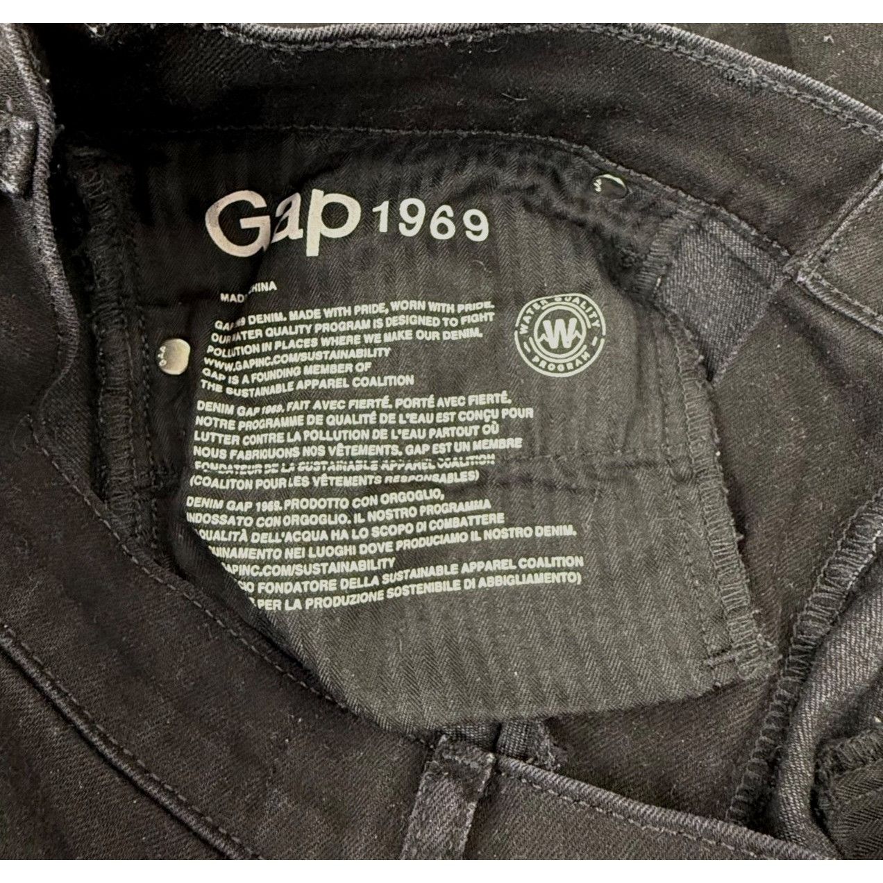 Gap Gap 1969 Women's Real Straight Classic Black Jeans Size 30L Size 30" / US 8 / IT 44 - 3 Thumbnail