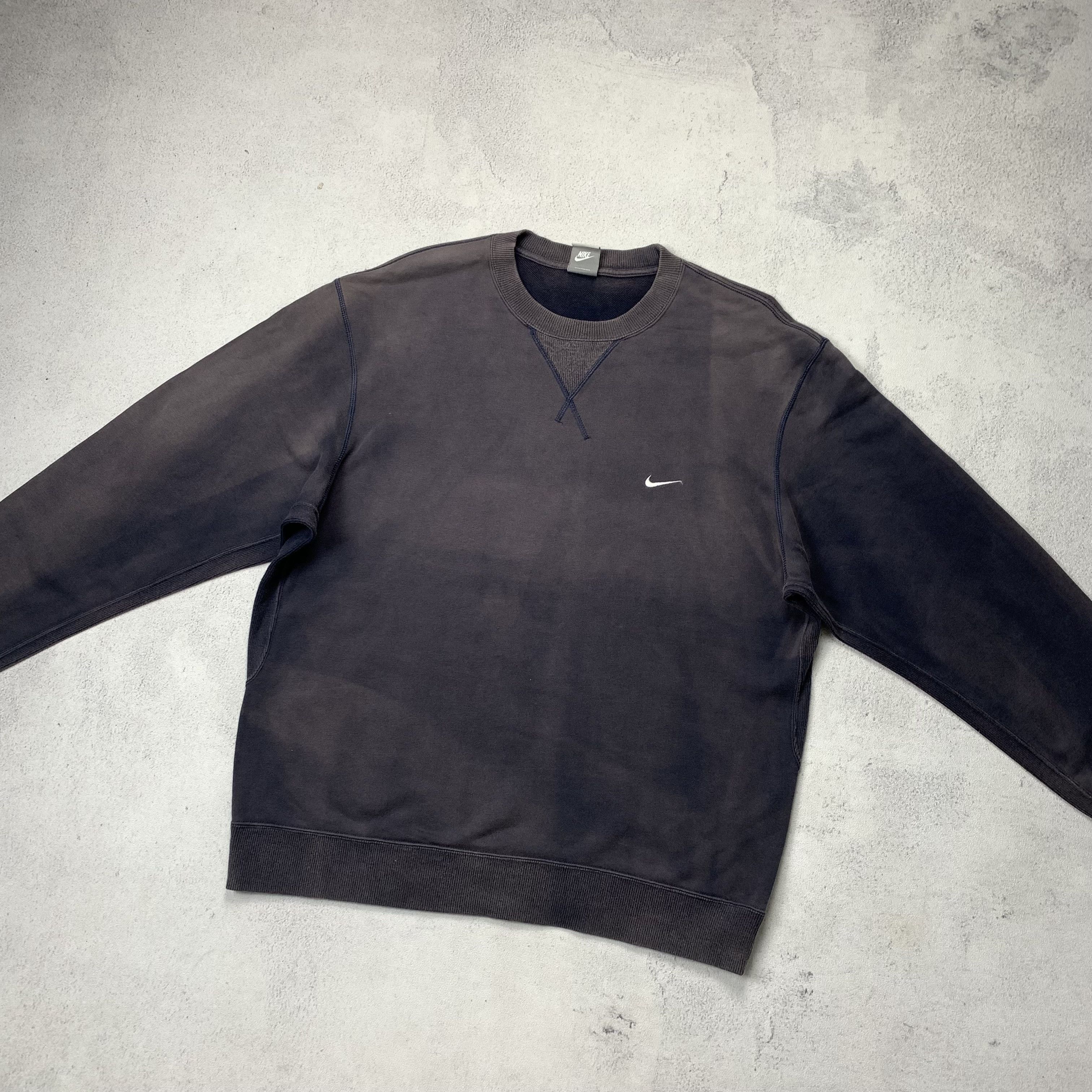 Vintage Nike 2007 Sun Faded Sweatshirt Crewneck