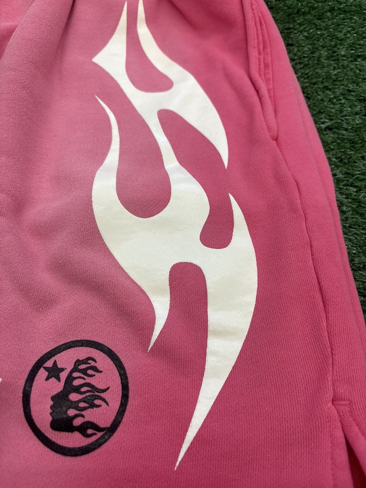 HELLSTAR Hellstar Pink White Flame Shorts Size US 28 / EU 44 - 7 Thumbnail