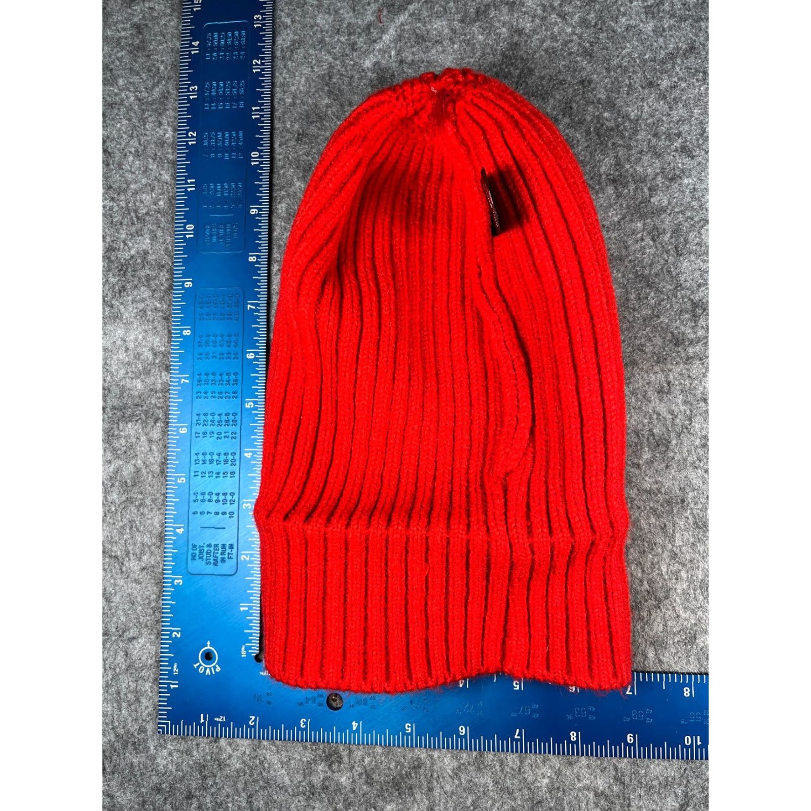 Brandy Melville Brandy Melville Beanie Toque Women One Size Red Ribbed Knit 100% Acrylic Ski Hat/Cap Warm Winter Casual Travel Womens Size ONE SIZE - 5 Thumbnail