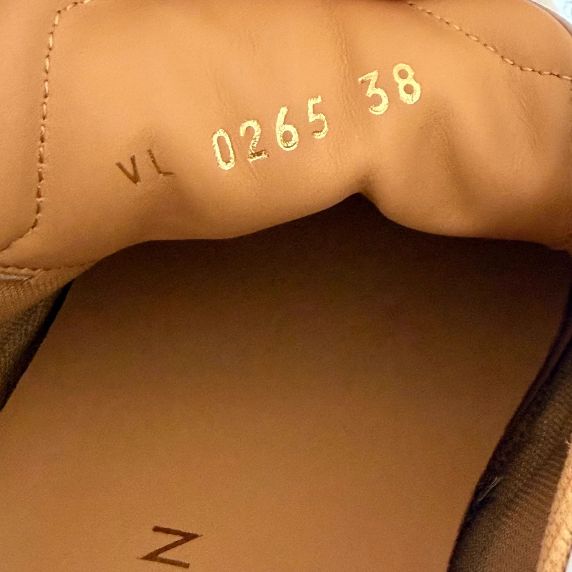 Louis Vuitton LOUIS VUITTON 25 Sneakerina Ballet Brown Maille 38 Size US 7 / IT 37 - 3 Thumbnail