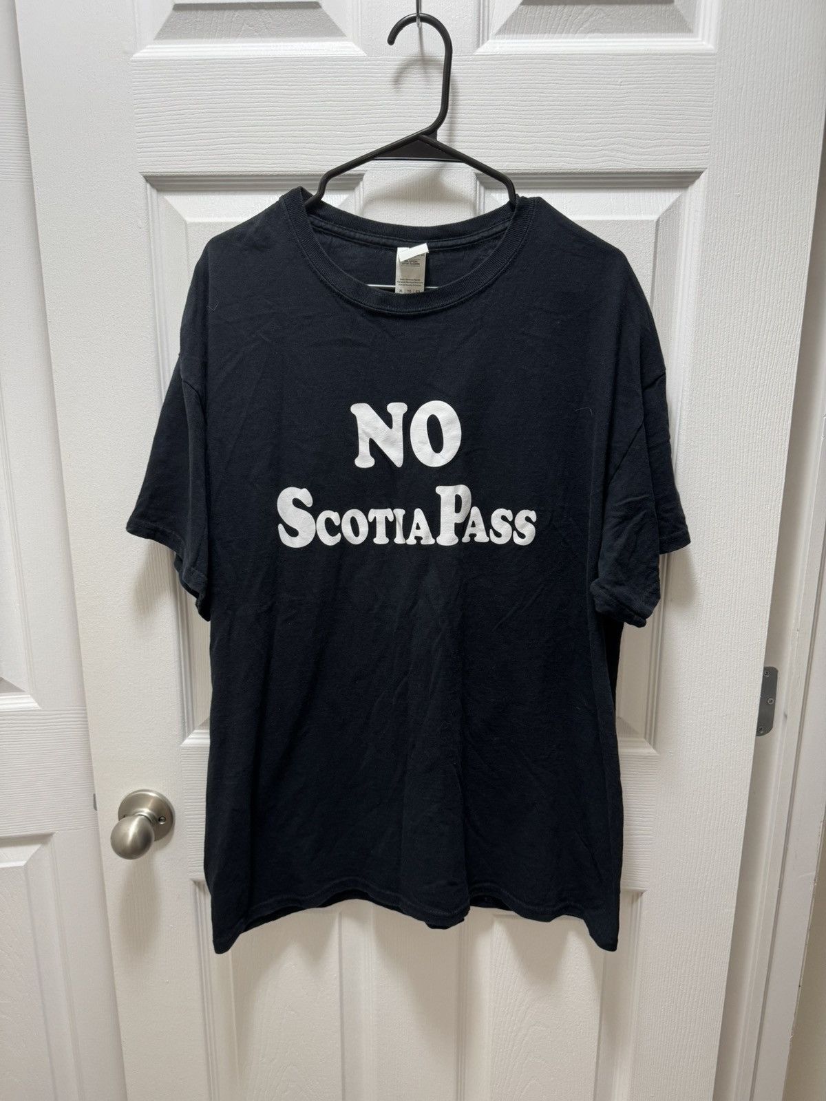 Gildan Gildan Custom No ScotiaPass No Humor Text Avant Garde Shirt Size US XL / EU 56 / 4 - 3 Thumbnail