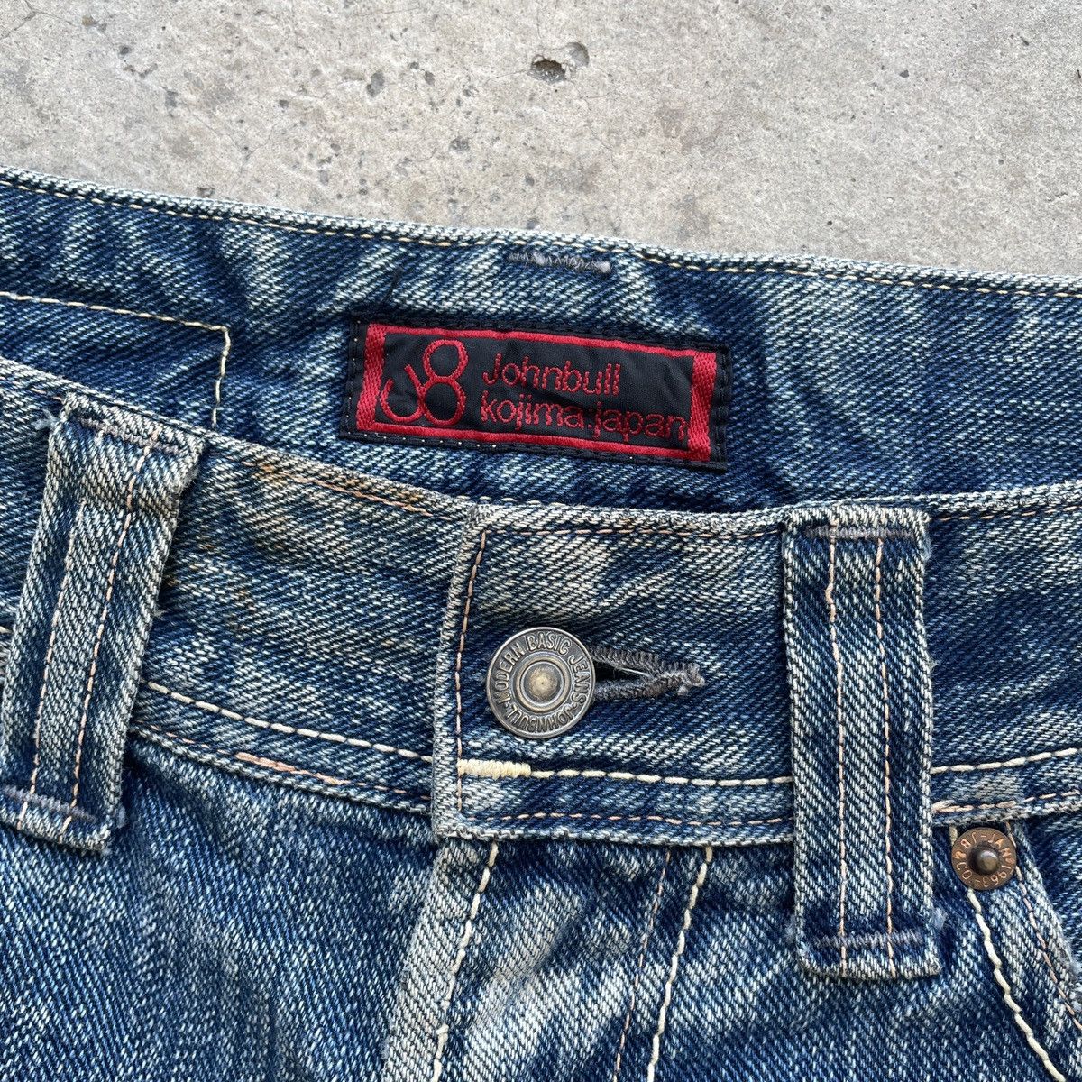 Japanese Brand Vintage JohnBull Kojima Japan Ripped Jeans Faded Pants W32 Size US 32 / EU 48 - 7 Thumbnail