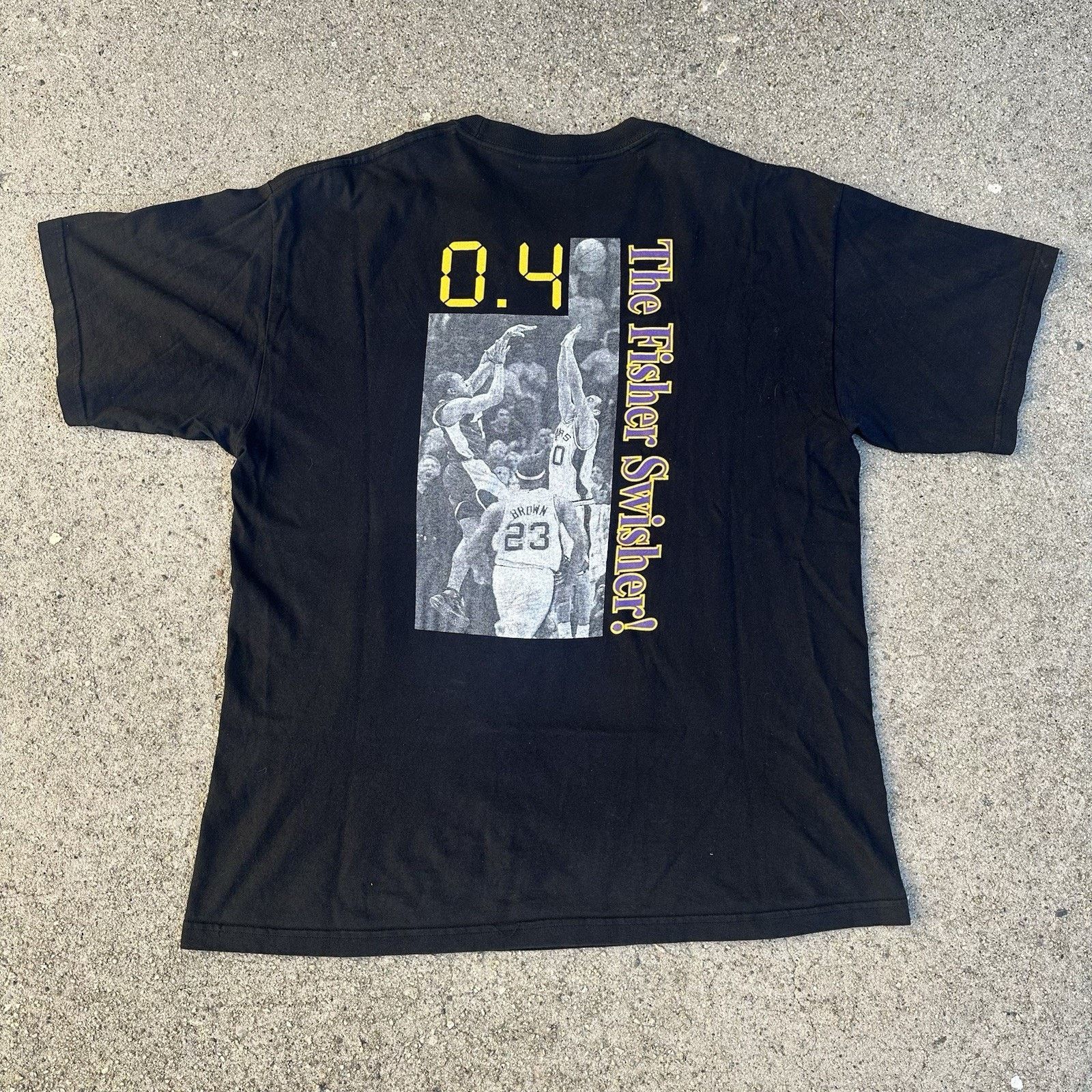NBA × Vintage Vintage 2004 Los Angeles Lakers Derek Fisher Swish T-Shirt Size US XL / EU 56 / 4 - 4 Thumbnail