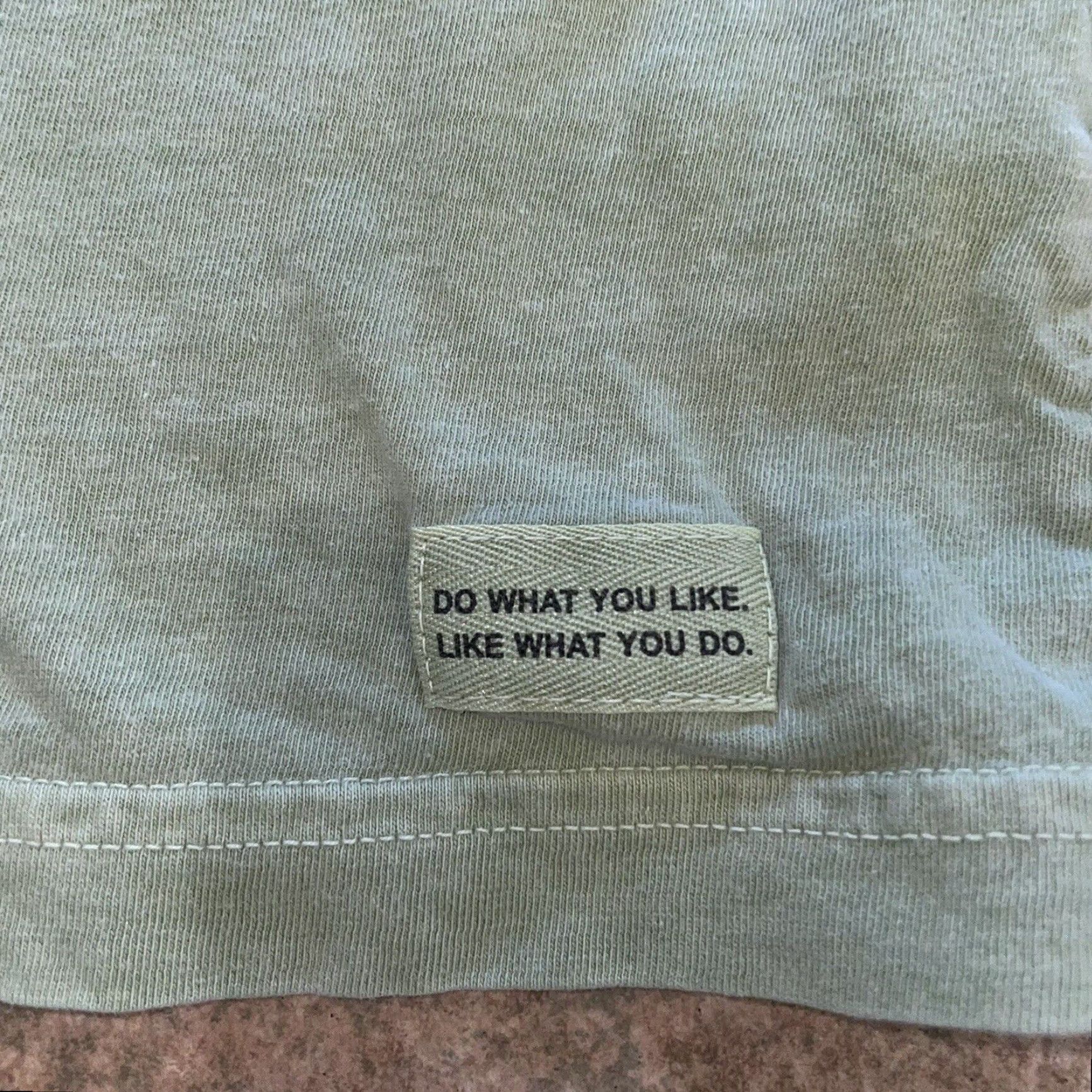 Life is Good Life is Good Men's T-Shirt Regular Size M Green Graphic Tee 2020s Size US M / EU 48-50 / 2 - 5 Thumbnail