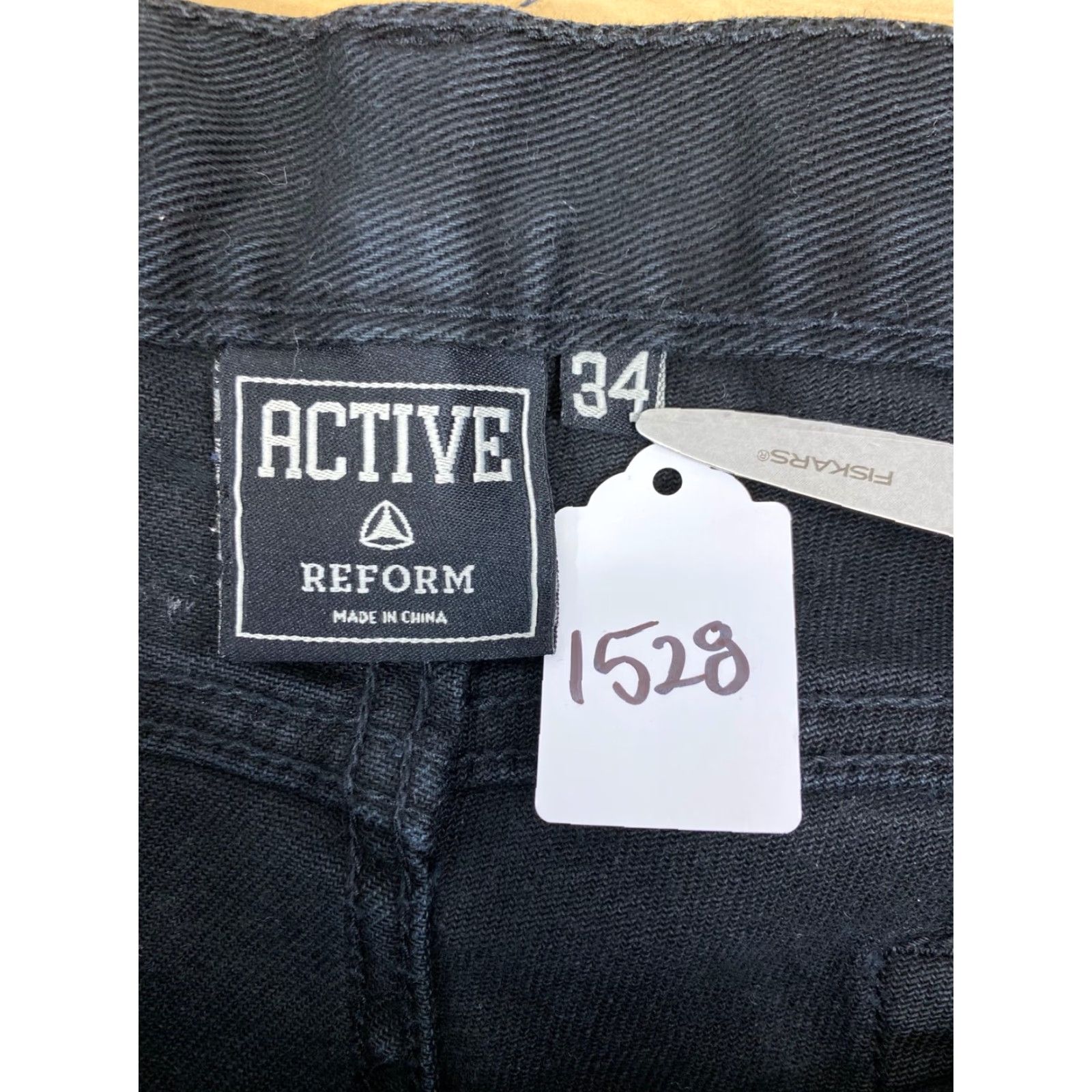 Vintage Active Jeans Skate Surf Black 34x34 Mens Jeans Regular 34 Inseam Straight Active Brand Size US 34 / EU 50 - 3 Thumbnail