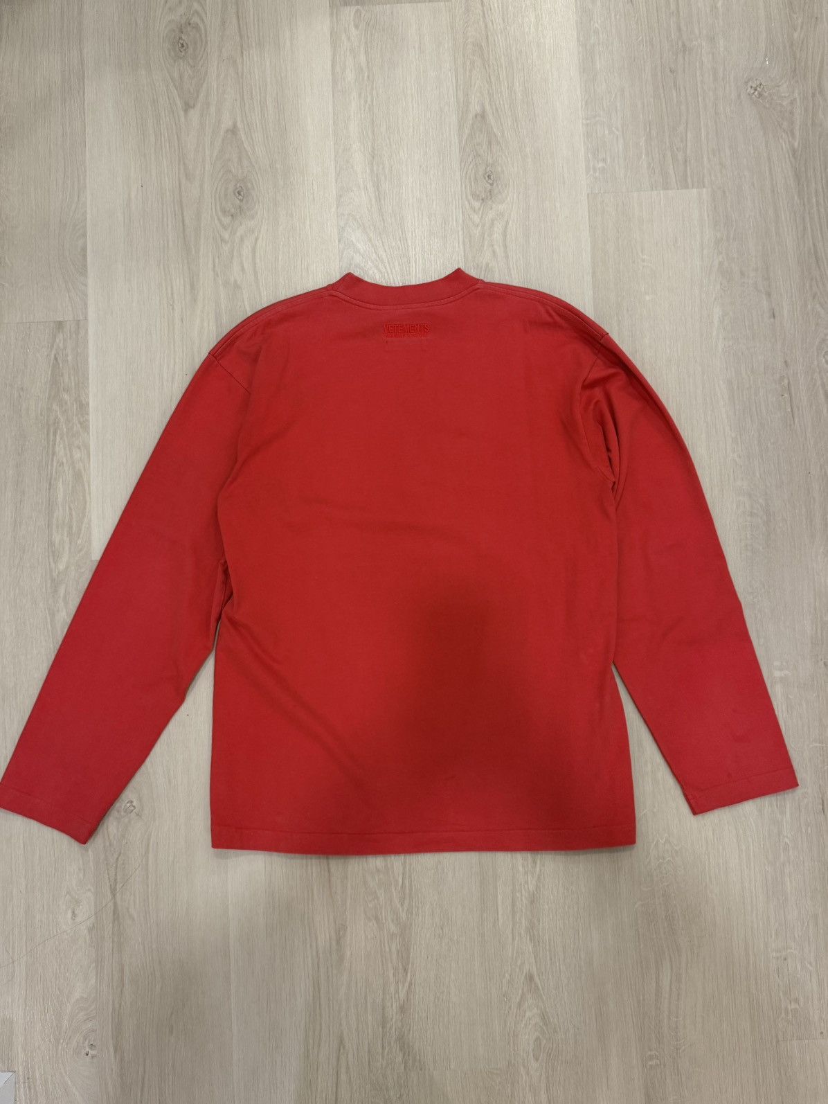 Tommy Hilfiger × Vetements Tommy Hilfiger x Vetements Tee Size US XS / EU 42 / 0 - 2 Thumbnail