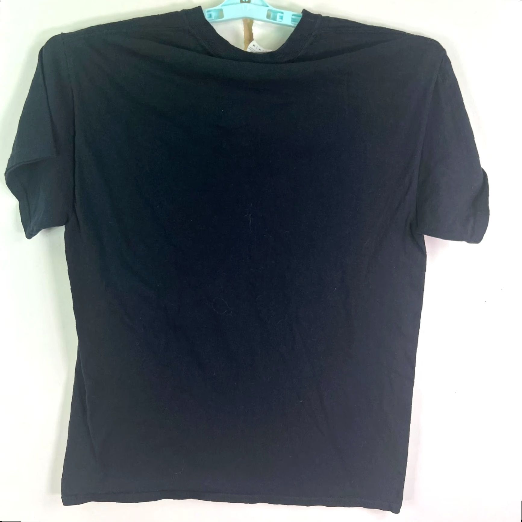 Gildan Fight The Dead Fear The Living T Shirt Adult M Black Gildan Ultra Cotton Short Sleeve Crew Neck Graphic Print Mens Regular Size M Short Sleeve Black Size US M / EU 48-50 / 2 - 2 Thumbnail