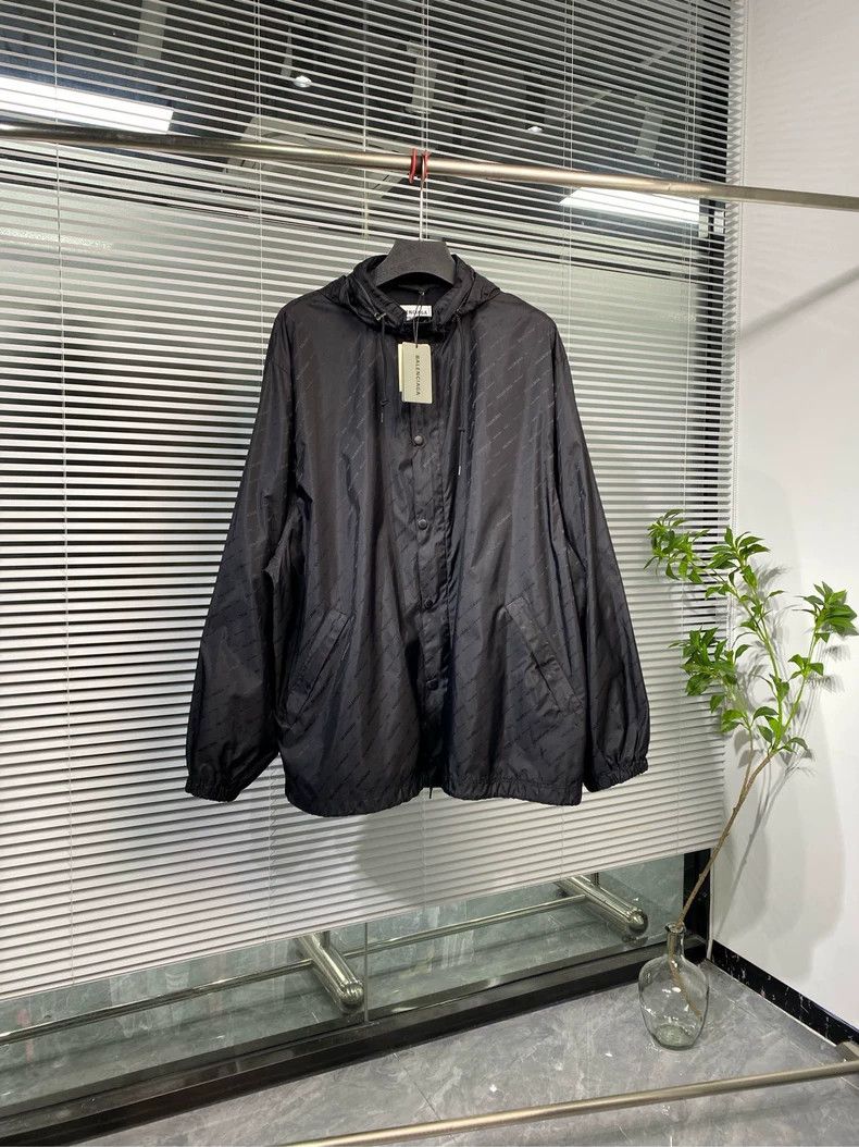 Balenciaga Balenciaga Full of bullet screen logo jacket 2503-Nextarrow Size US M / EU 48-50 / 2 - 1 Thumbnail