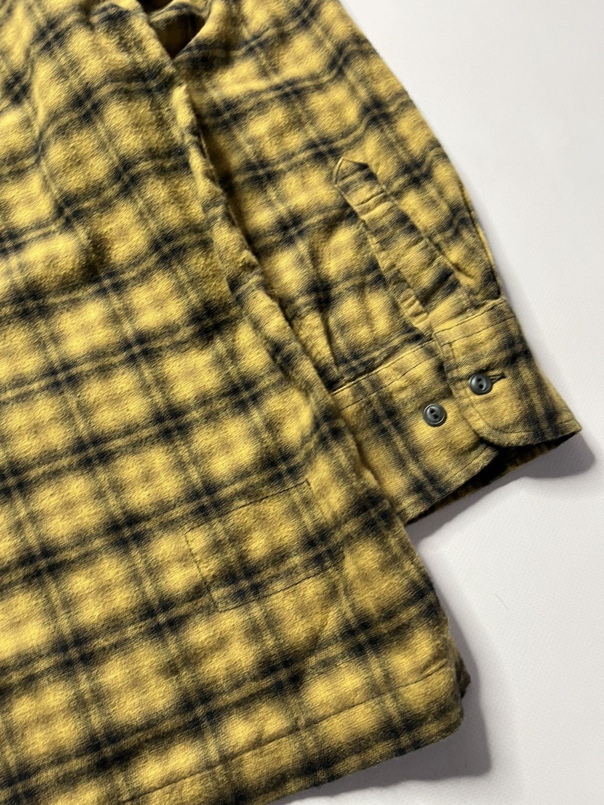 Universal Works Universal Works flannel shirts button up Size US L / EU 52-54 / 3 - 13 Thumbnail