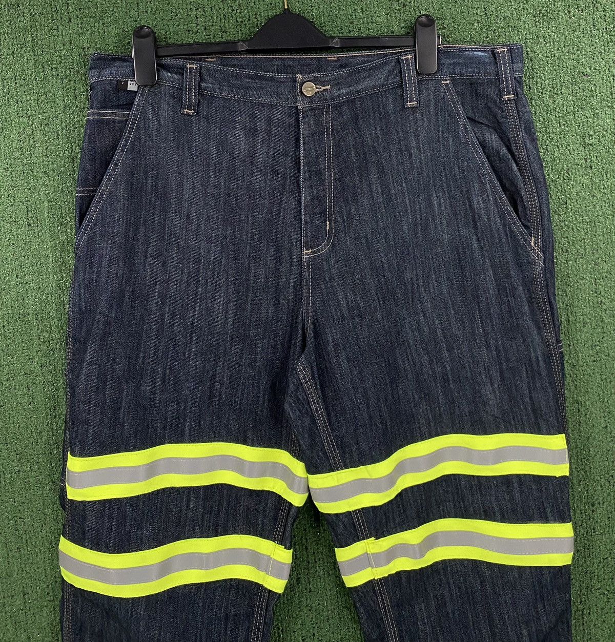 Carhartt NWOT Rare Carhartt FR Flame Resistant Cat 2 Reflective Jeans Size US 39 - 5 Thumbnail