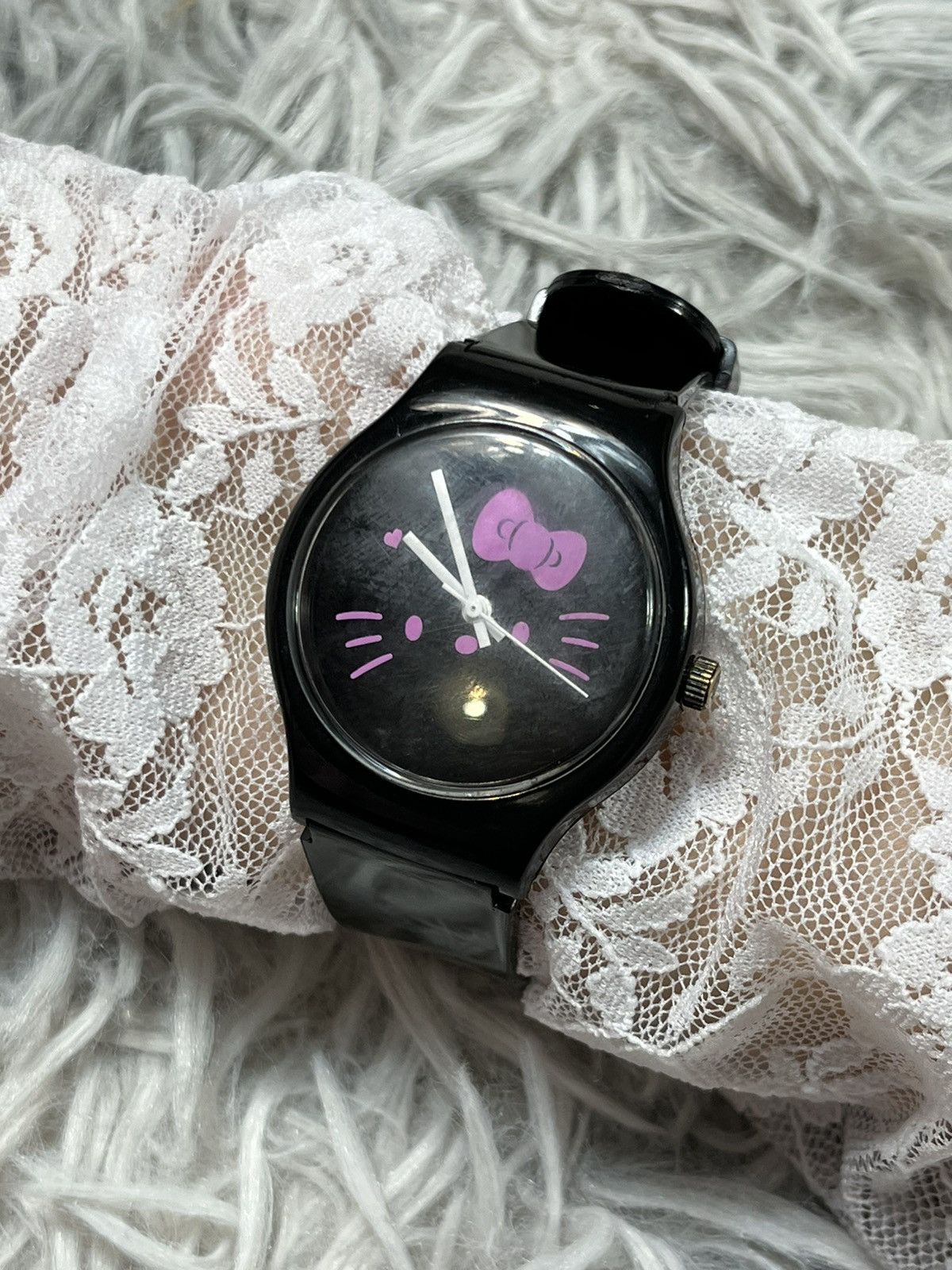 Japanese Brand Hello Kitty Black Quartz Watch – Cute & Minimalist Size ONE SIZE - 1 Thumbnail