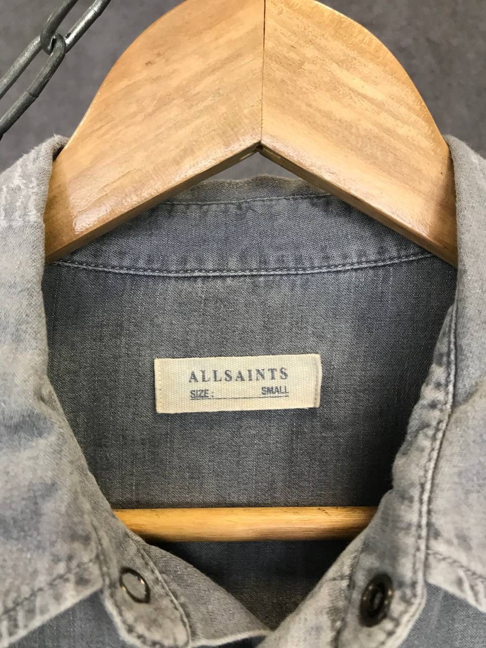 Allsaints Allsaints designer distressed denim shirt Size US S / EU 44-46 / 1 - 6 Thumbnail