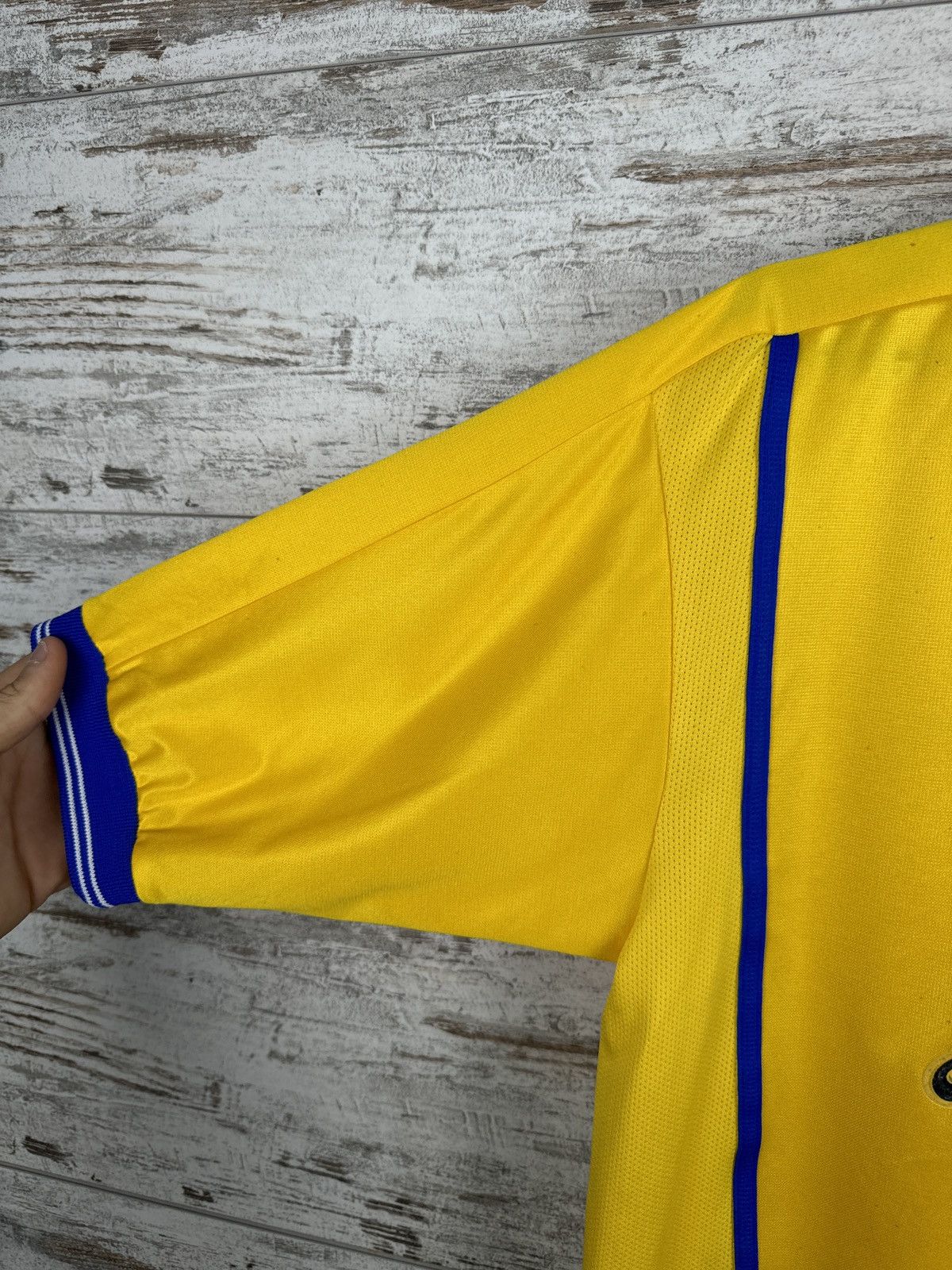 Nike × Vintage Mens Vintage Nike Leeds United FC 2000-02 T-shirt jersey Size US S / EU 44-46 / 1 - 4 Thumbnail