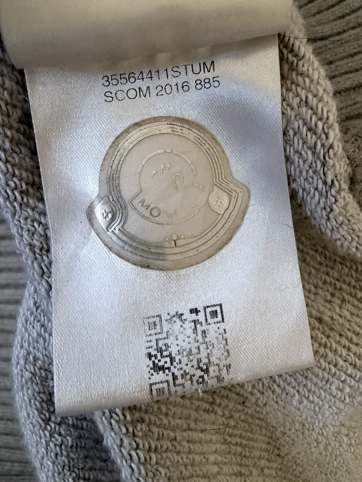 Moncler × Off-White Black Swan Moncler x Off White Sweater Size US L / EU 52-54 / 3 - 7 Thumbnail