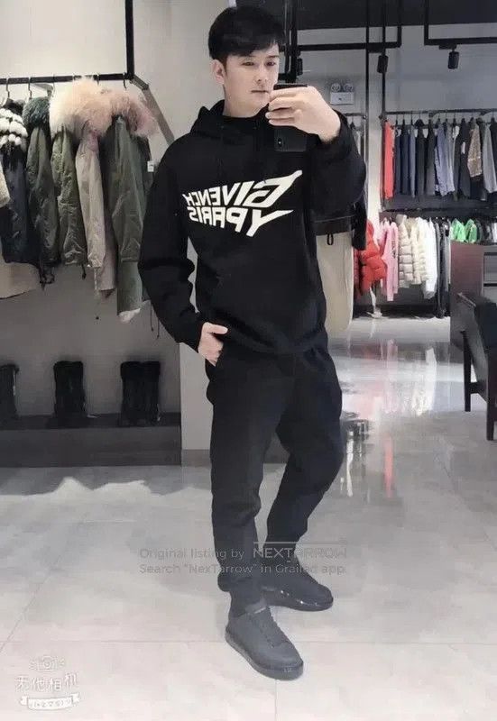 Givenchy Givenchy Black Cotton Women's Hoodie for Fall . Size XS / US 0-2 / IT 36-38 - 8 Thumbnail