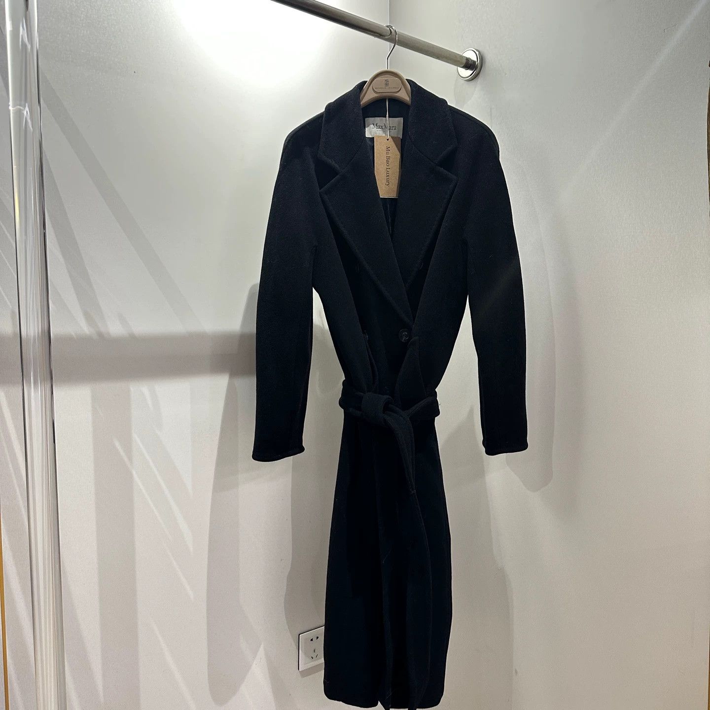 Max Mara Max Mara apr555 101801 Belted Wool Coat Black 42 Size M / US 6-8 / IT 42-44 - 1 Thumbnail