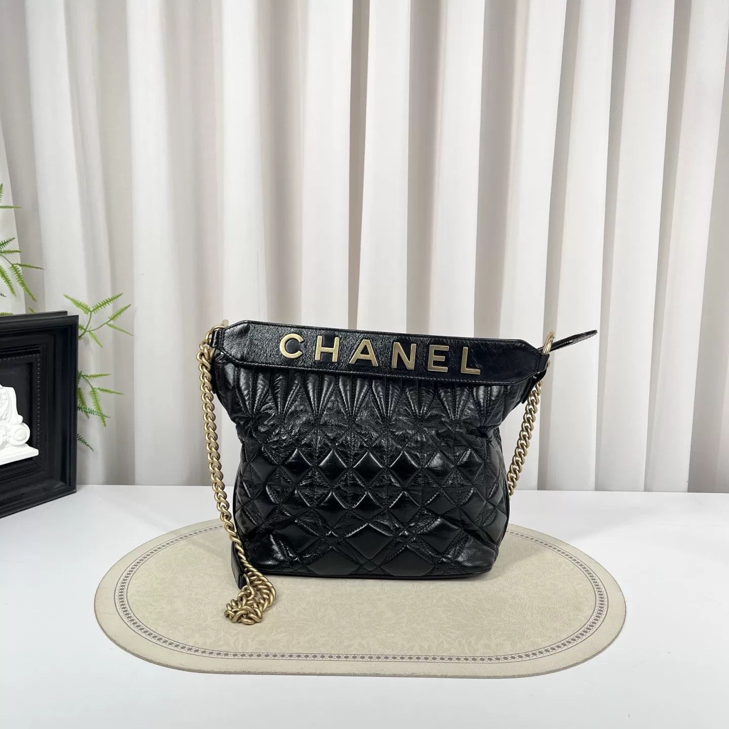 Chanel Pre-loved Bag Very good condition Size ONE SIZE - 1 Thumbnail