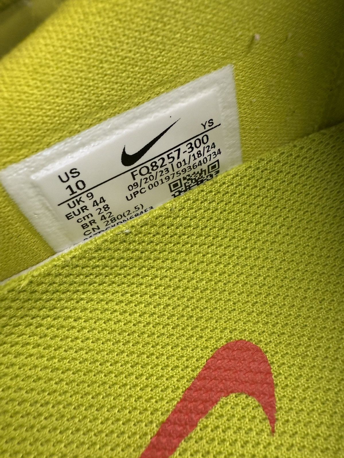Nike 2024 Nike Clogposite Bright Cactus Size US 10 / EU 43 - 6 Thumbnail