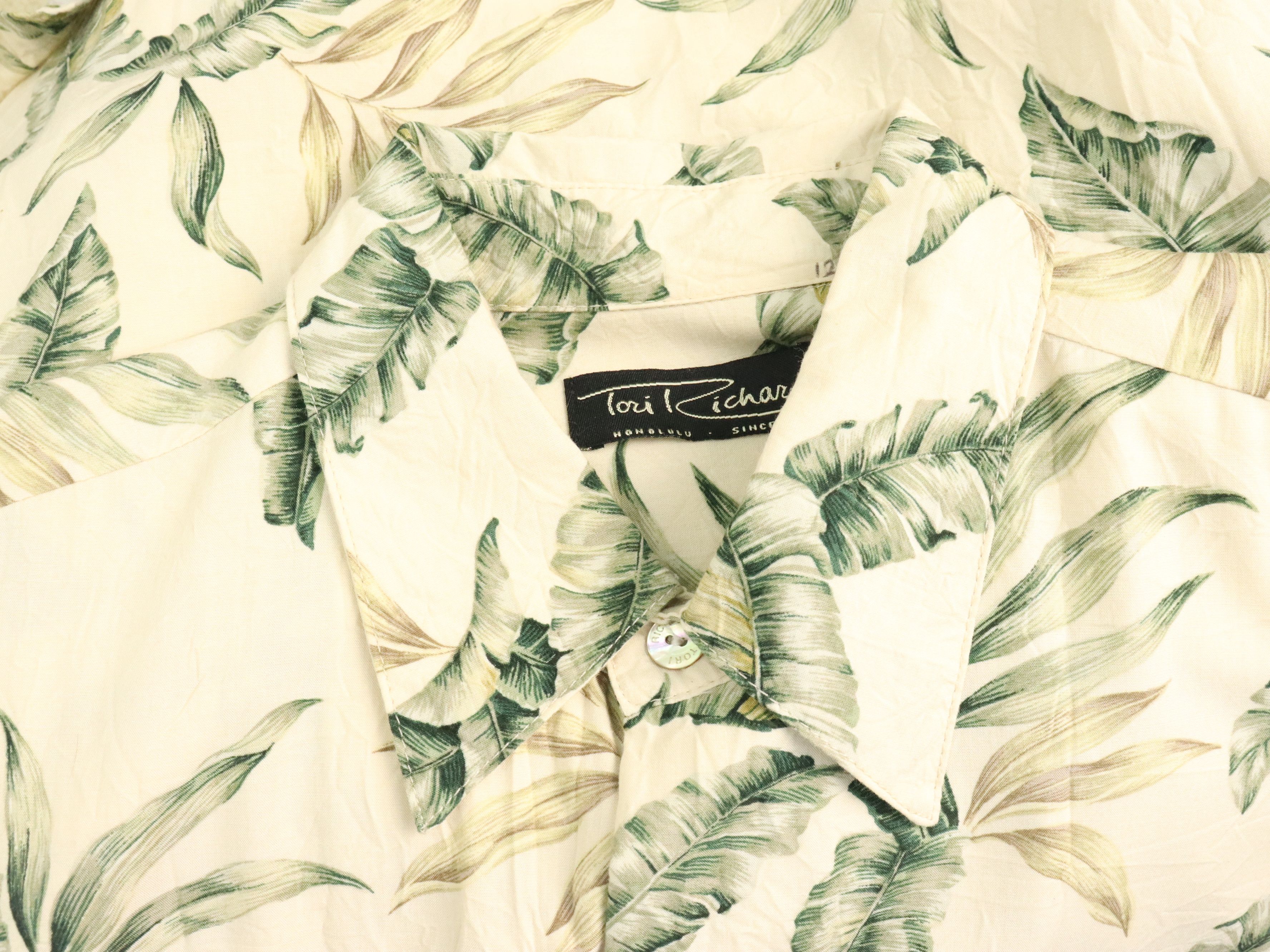 Tori Richard Tori Richard USA Banana Leaf Motive Rayon Hawaiian Shirt Size US M / EU 48-50 / 2 - 8 Thumbnail