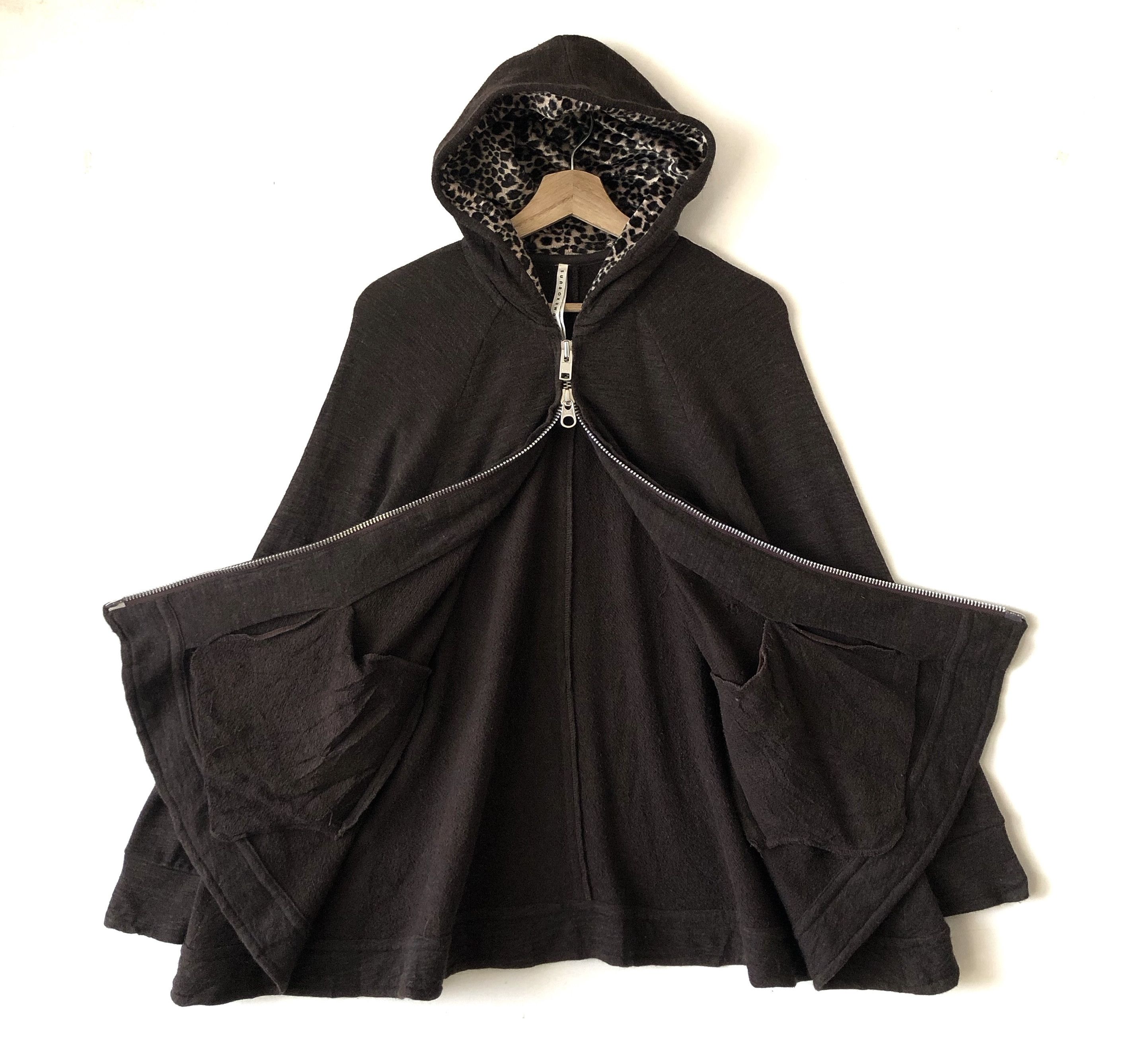 Issey Miyake × Japanese Brand × Sunao Kuwahara AW2011 ISSEY MIYAKE SUNAO KUWAHARA OVERSIZE WOOL SWEATER Size M / US 6-8 / IT 42-44 - 1 Thumbnail