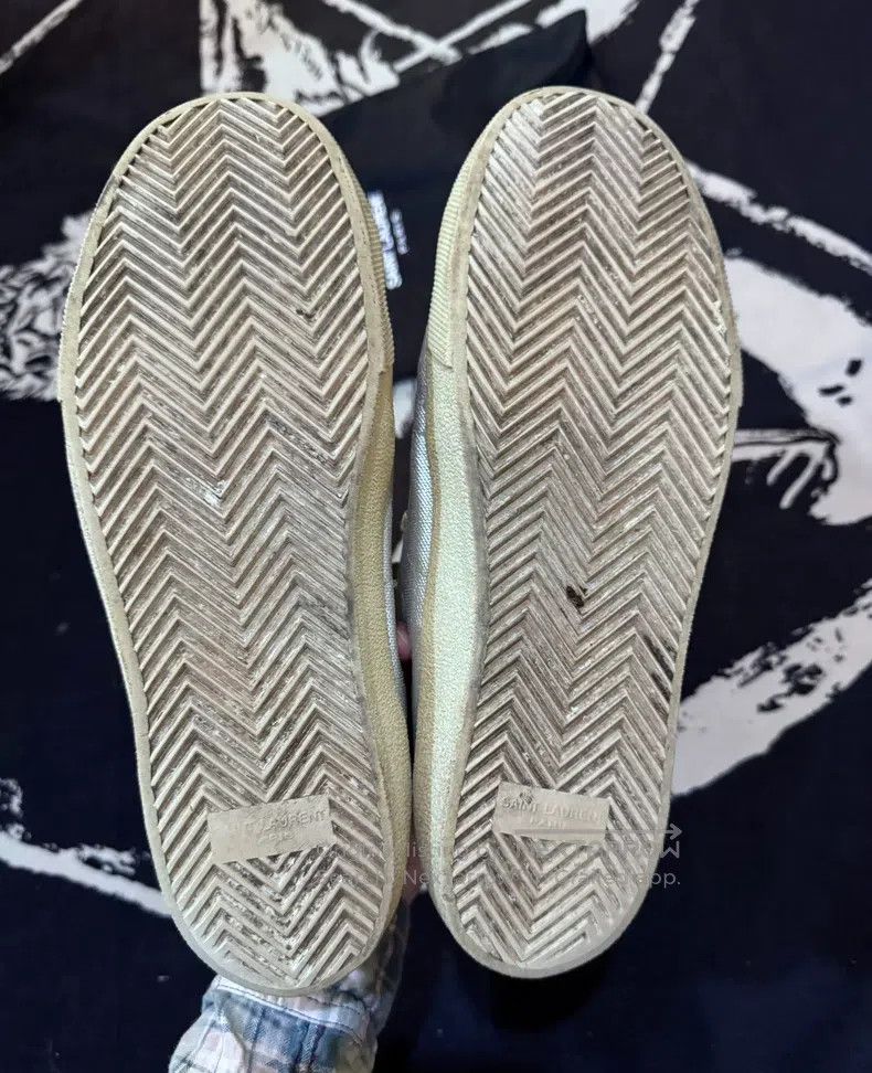 Saint Laurent Paris Saint Laurent Paris Silver Low-Top Sneakers Size US 9 / EU 42 - 4 Thumbnail