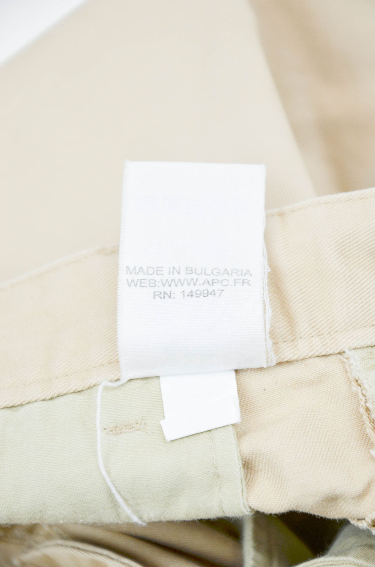 A.P.C. A.P.C. Minimal Beige Chino Pants – Cropped Fit – Size 29 Size US 29 - 9 Thumbnail