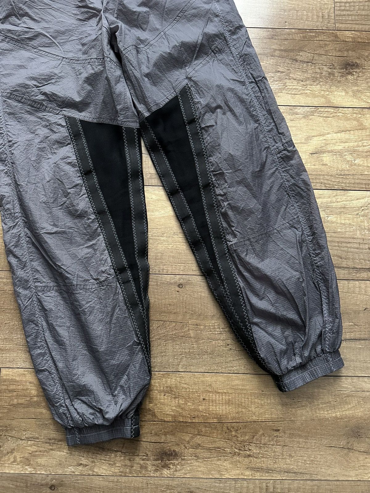 MCQ MCQ Alexander McQueen Track Nylon Parachute Pants Size US 34 / EU 50 - 8 Thumbnail