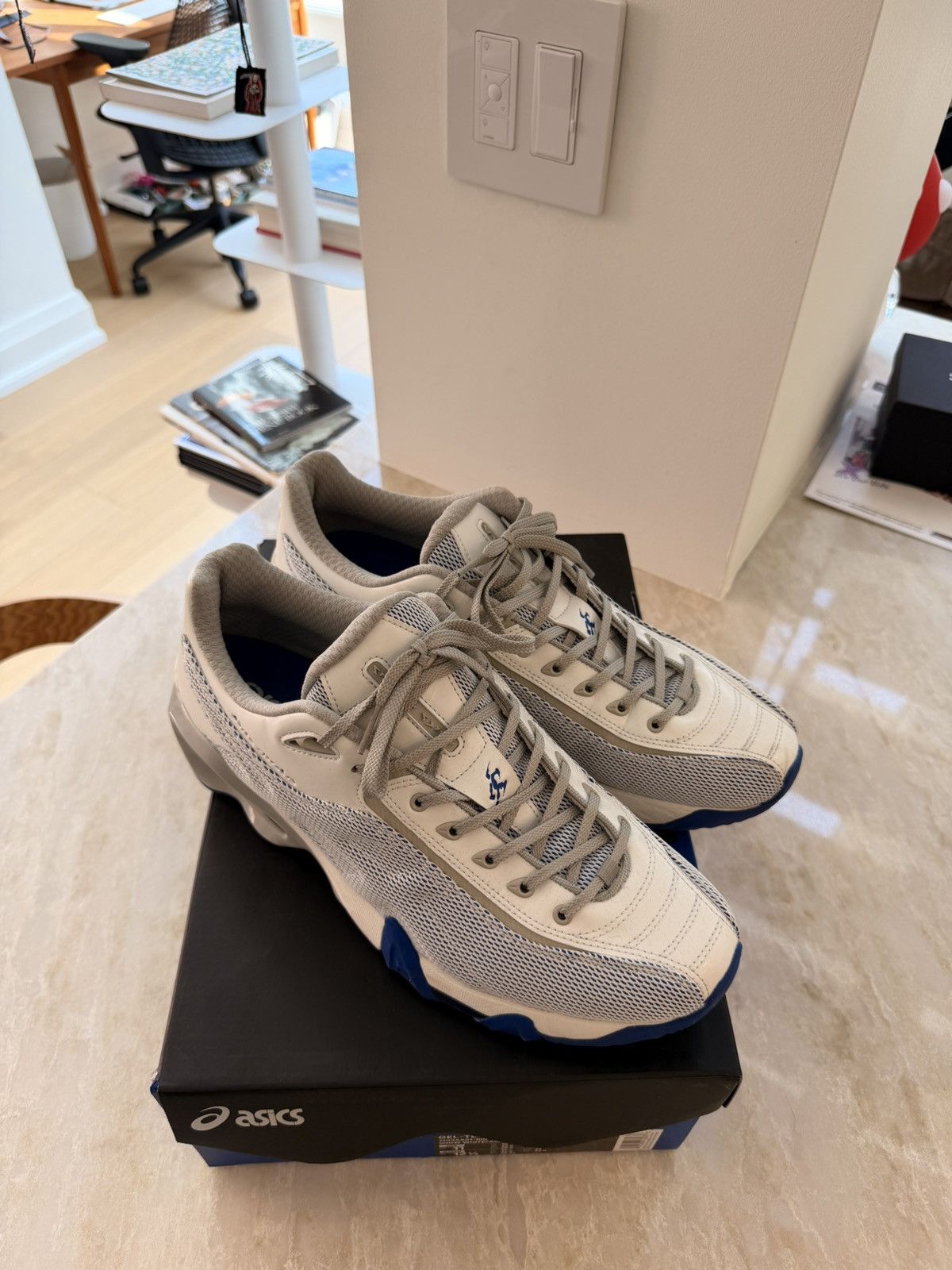 Asics × Kiko Kostadinov ASICS NOVALIS GEL-TEREMOA White/Blue (11) Size US 11 / EU 44 - 2 Thumbnail