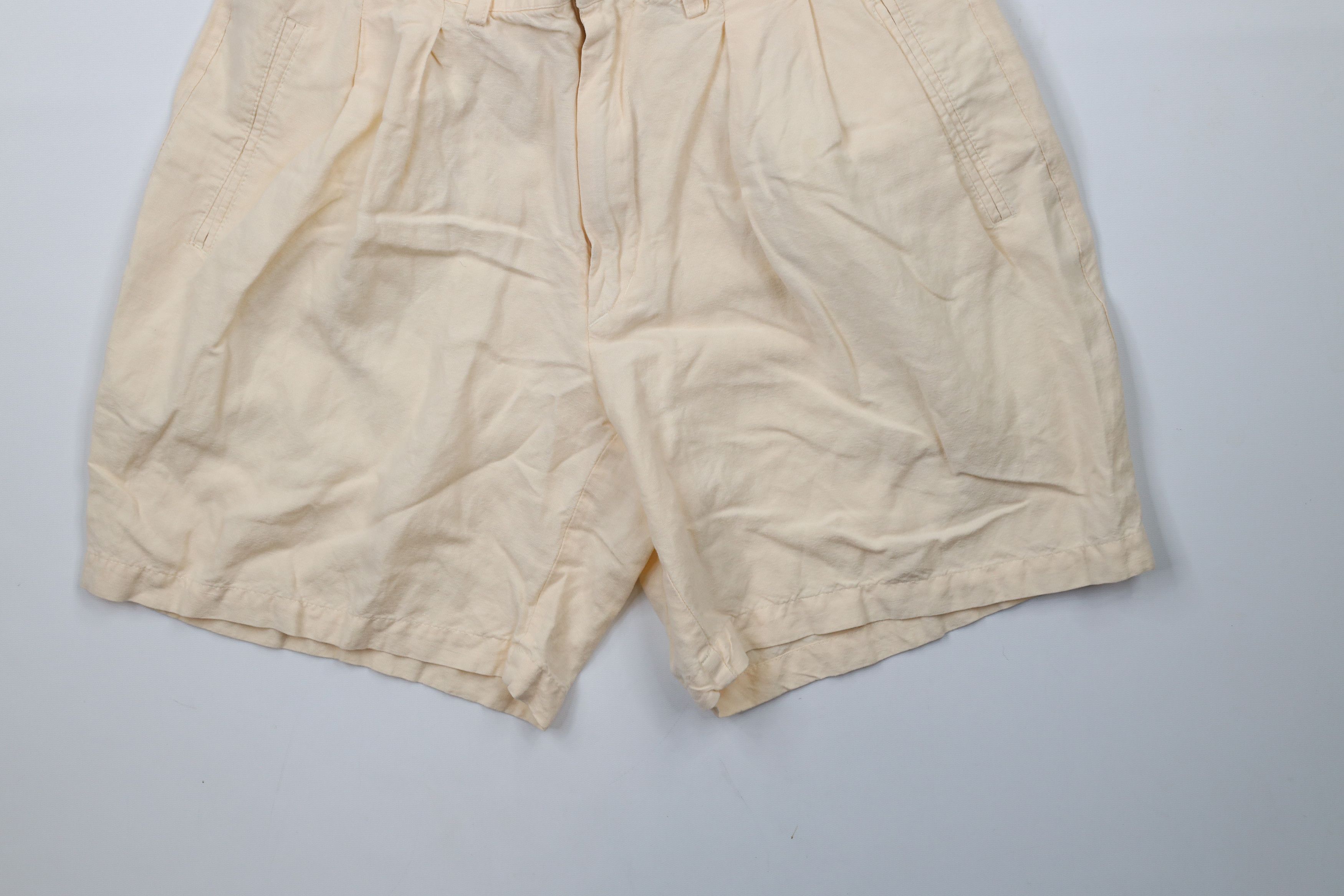 Vintage Vintage 90s Streetwear Pleated Above Knee Shorts Pale Yellow Size US 32 / EU 48 - 4 Thumbnail