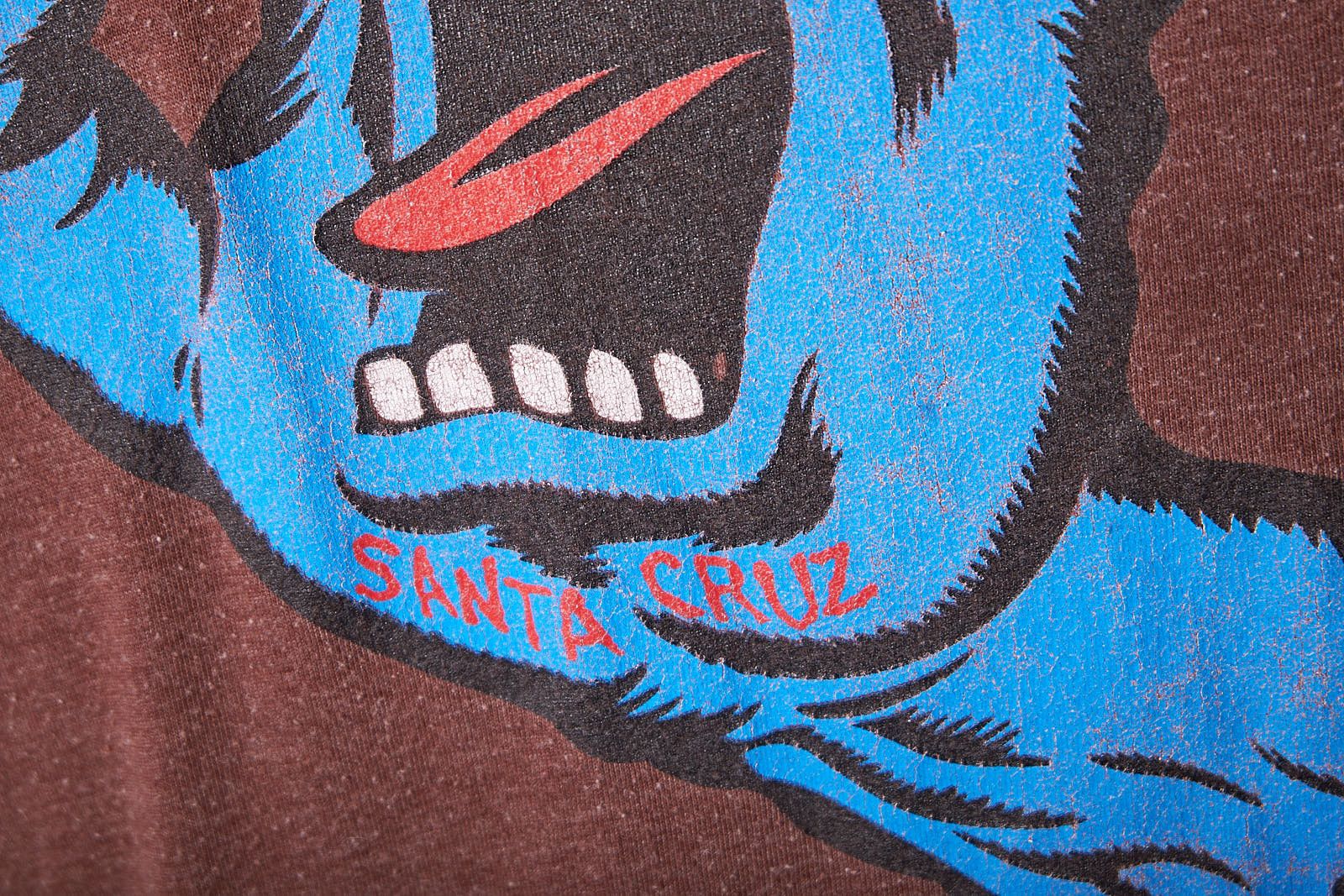 Santa Cruz Skateboards Y2K Santa Cruz Skateboarding Brown Screaming Hand Tee Shirt Size US M / EU 48-50 / 2 - 6 Thumbnail