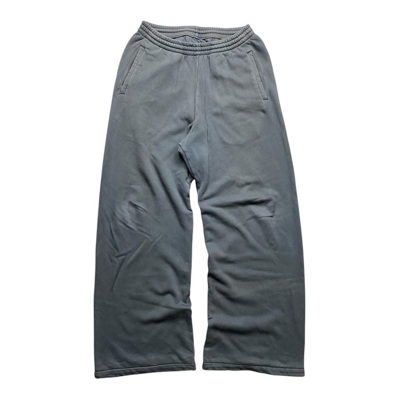 Yeezy Yeezy wide leg heavy weight navy joggers uncuffed Size US 30 / EU 46 - 1 Thumbnail