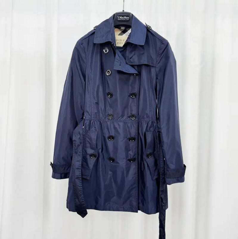 Burberry Burberry Navy Double-Breasted Trench Coat for Women Size M / US 6-8 / IT 42-44 - 1 Thumbnail