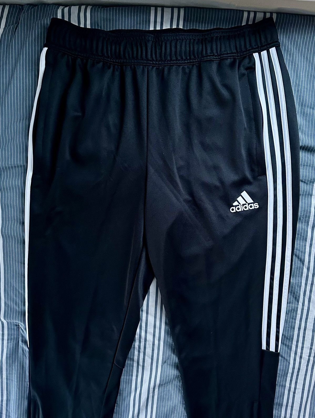 Adidas Adidas Track Pants Size US 32 / EU 48 - 2 Thumbnail