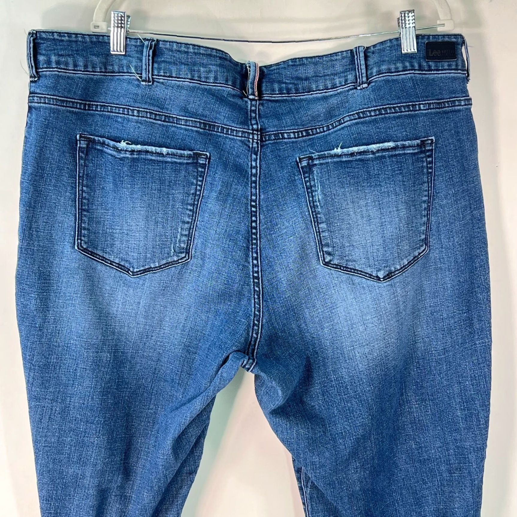 Lee Lee Jeans Women 24W Mid Rise Cuffed Cropped Blue Denim Modern Series Medium Size 42" / US 20 - 4 Thumbnail