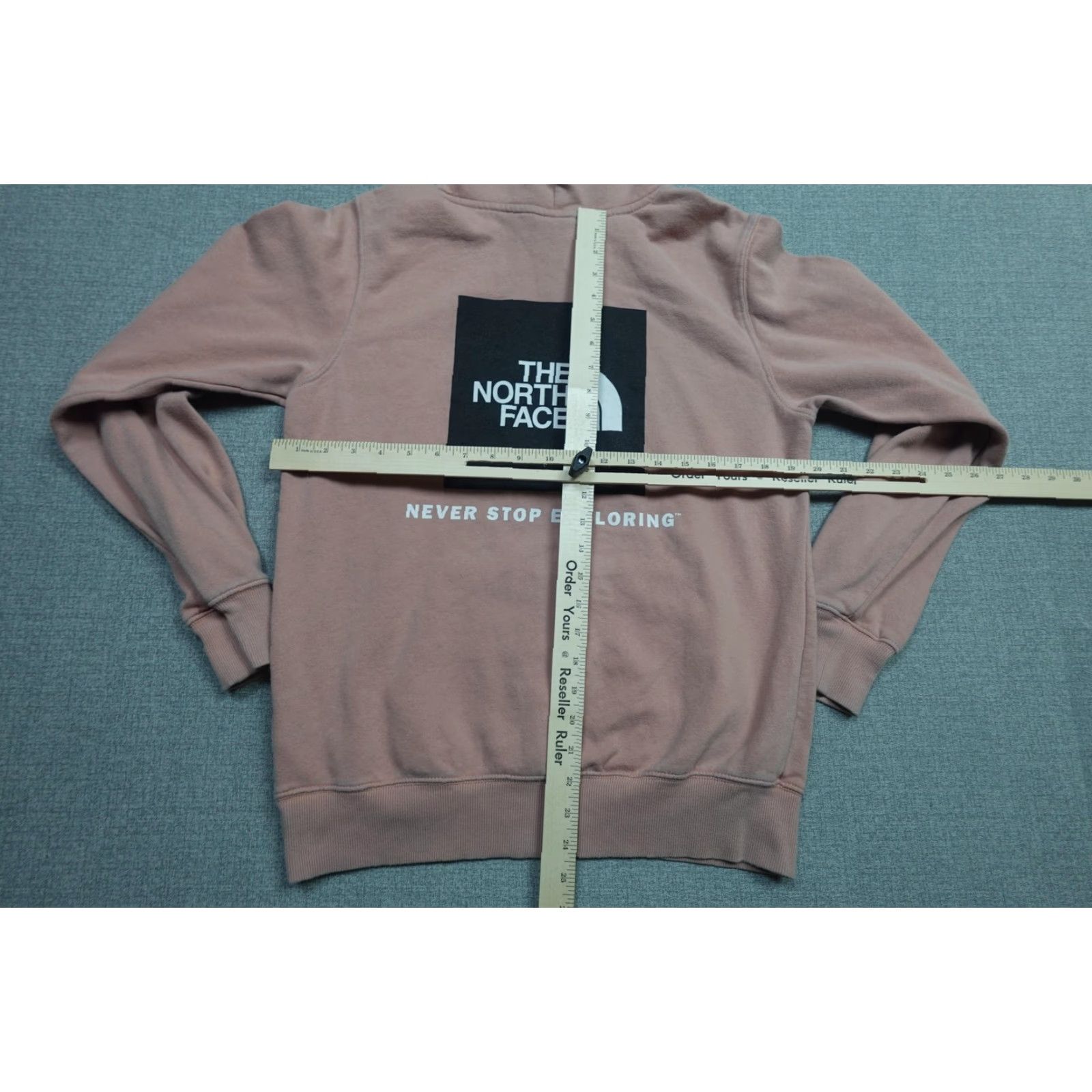 The North Face VINTAGE The North Face Sweatshirt Mens Small Pink Logo Pullover Fleece Lined Box Logo Size US S / EU 44-46 / 1 - 6 Thumbnail