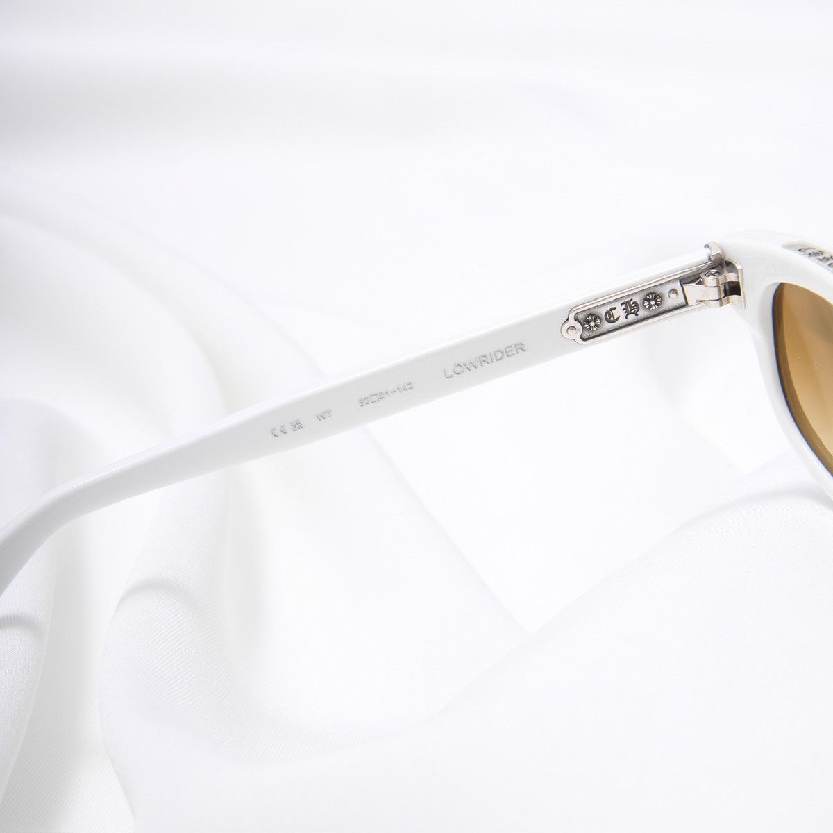 Chrome Hearts CHROME HEARTS LOWRIDER 52 WHITE SUNGLASSES Size ONE SIZE - 5 Thumbnail