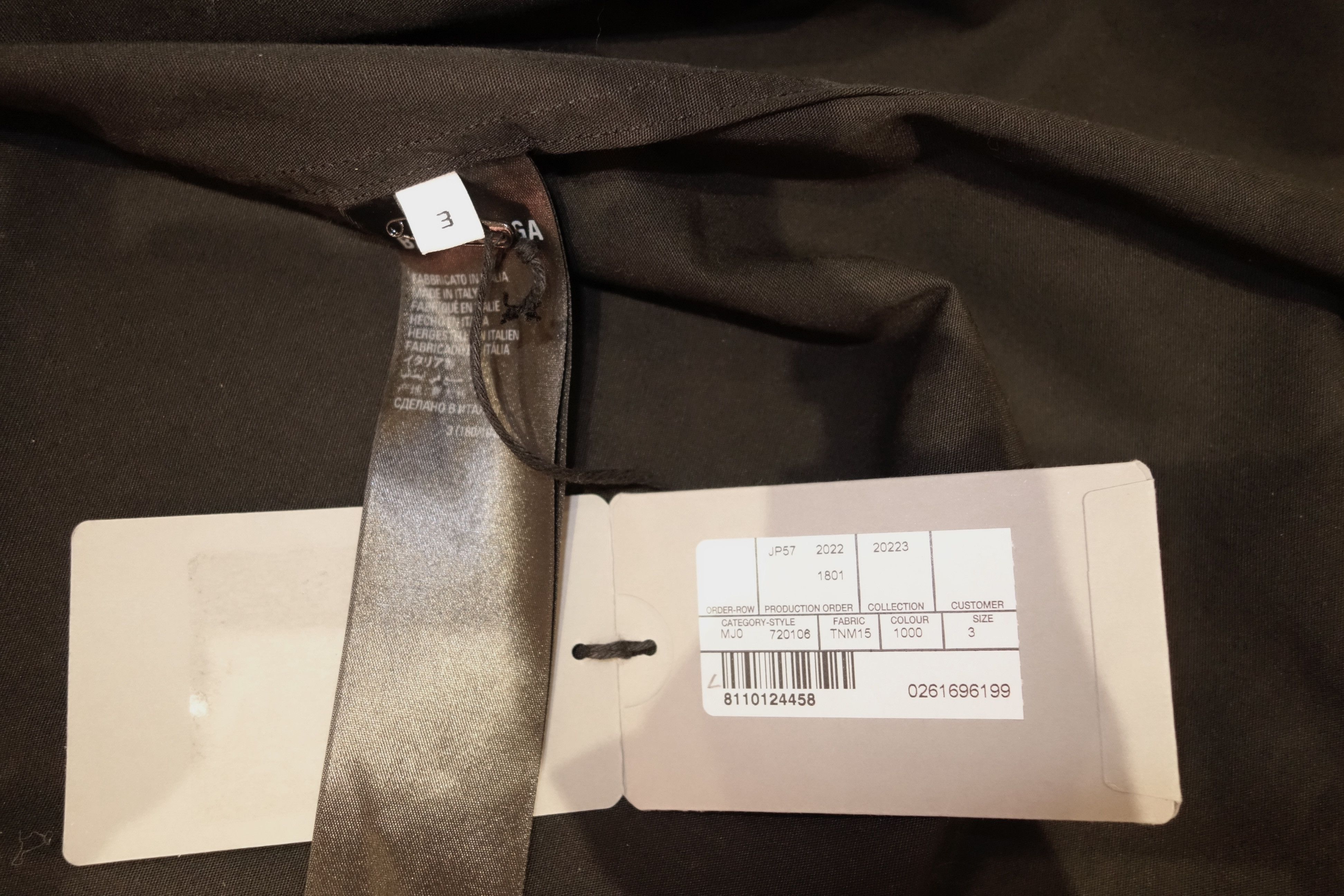 Balenciaga '360 Degree' Winter 022 oversized button down shirt Size US XL / EU 56 / 4 - 17 Thumbnail