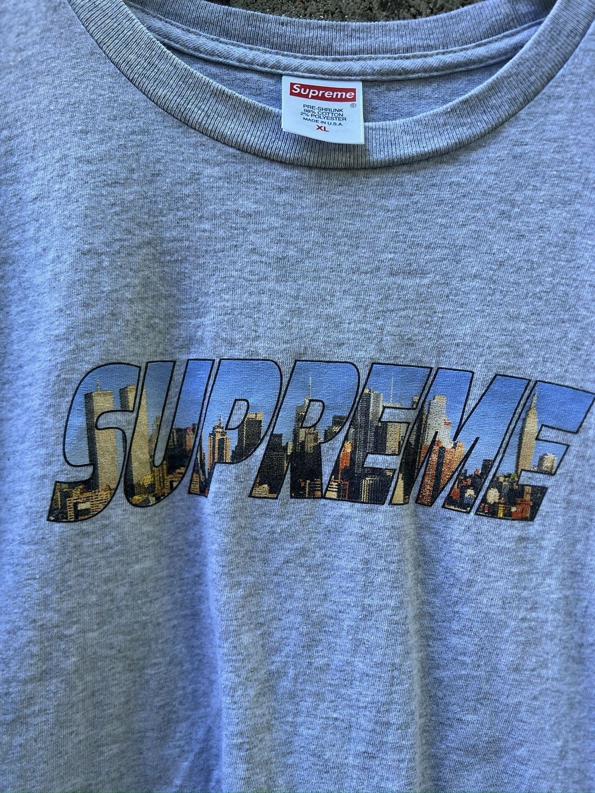 Supreme Supreme Gotham Tee FW23 Size US XL / EU 56 / 4 - 3 Thumbnail