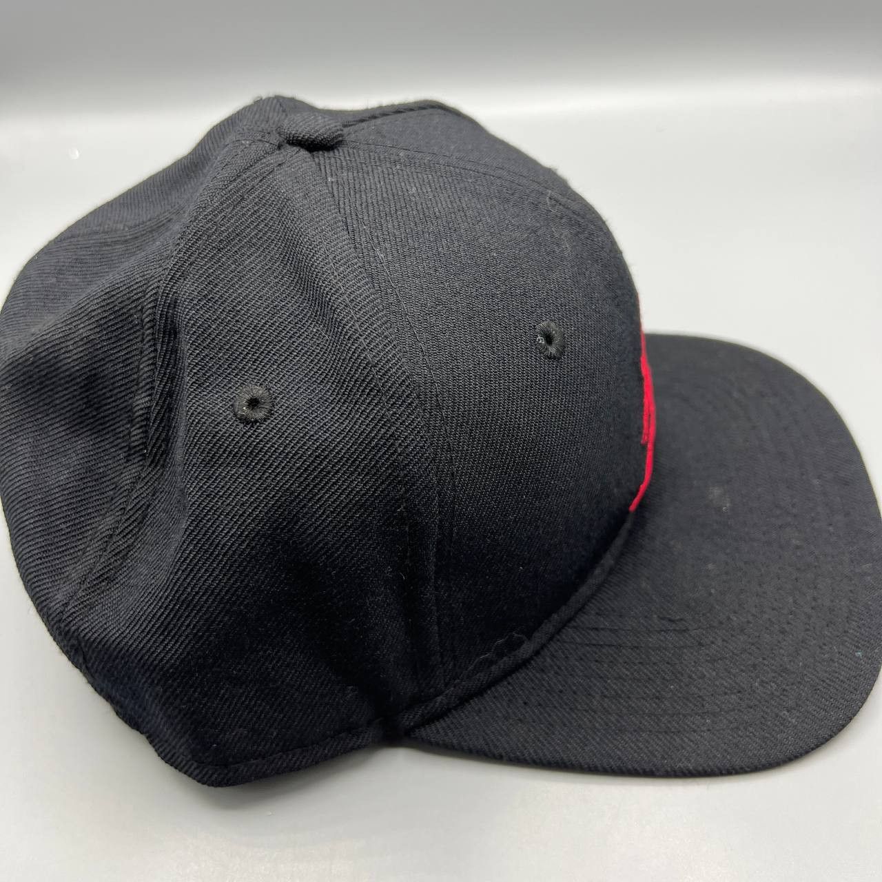 Jordan Brand Air Jordan Hat Men 7 1/2 Embroidered Logo Jumpman Fitted Cap Size ONE SIZE - 4 Thumbnail