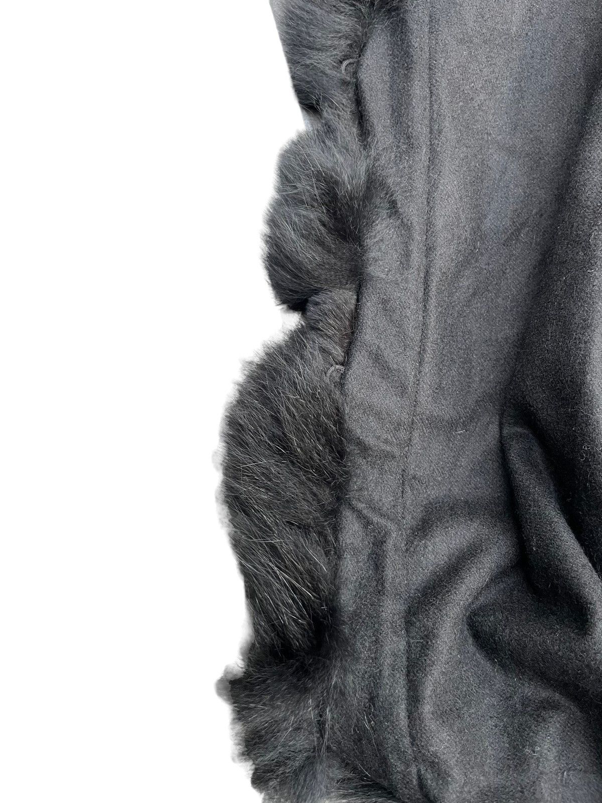 Designer Saga Fur Cashmere Blue Fox Cape Size M / US 6-8 / IT 42-44 - 7 Thumbnail