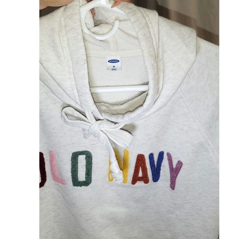 Old Navy Old Navy Rainbow Logo White Pullover Hoodie Size Medium Size M / US 6-8 / IT 42-44 - 2 Thumbnail