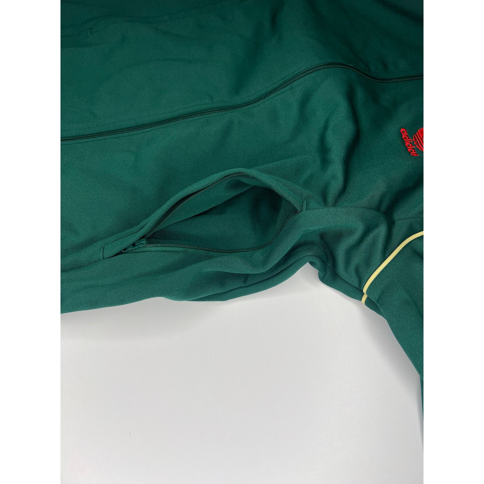 Adidas adidas Originals SST TT Track Jacket Green Yellow Full Zip Size US S / EU 44-46 / 1 - 4 Thumbnail