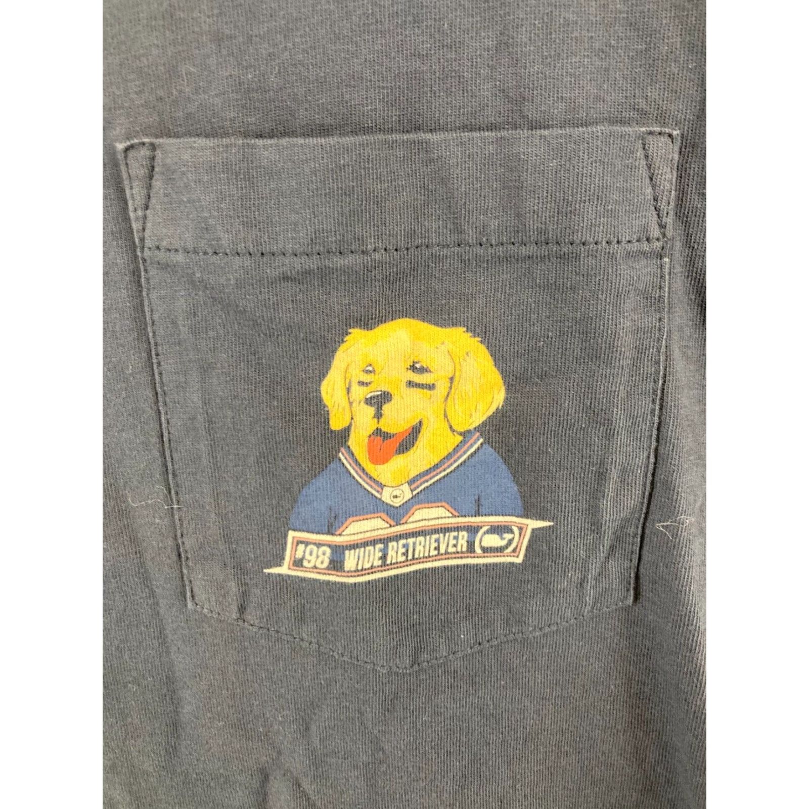 Vineyard Vines VINTAGE? No, not vintage. Vineyard Vines T-Shirt Mens Short Sleeve Crew Neck Graphic Blue S 98 Wide Retriever Football Size US S / EU 44-46 / 1 - 5 Thumbnail