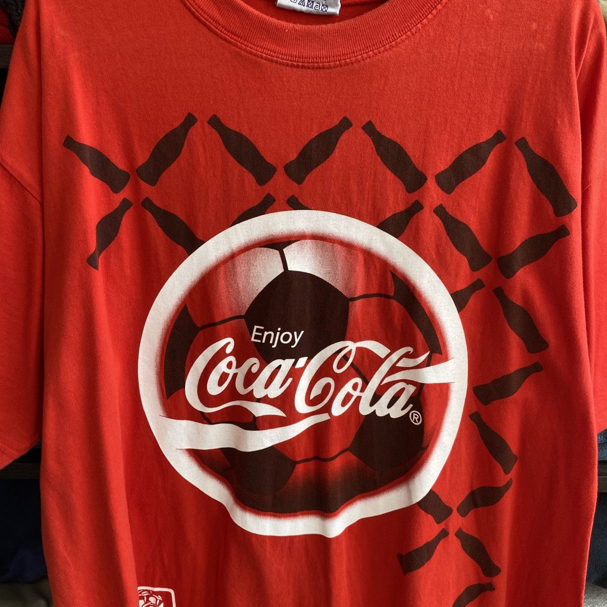 Coca Cola Vintage Coca Cola UEFA Euro 1994 Big Graphic logo tee Size US L / EU 52-54 / 3 - 2 Thumbnail