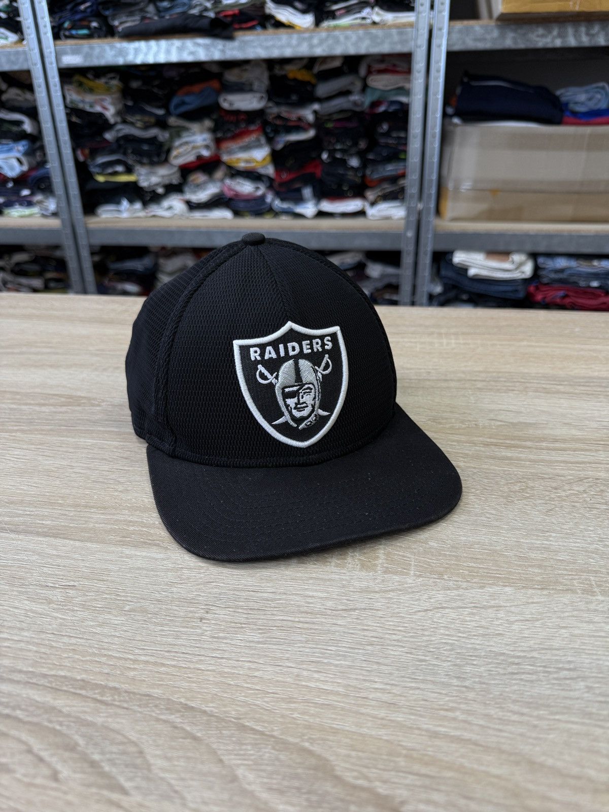 NFL × New Era 🇺🇸 Vintage Y2K New Era Oakland Raiders NFL 9FIFTY Cap Retro Size ONE SIZE - 2 Thumbnail